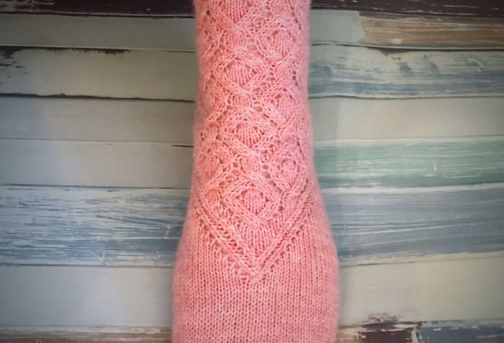 Turmeric socks by VeryBusyMonkey in Knit Picks Stoll, Dogwood Heather