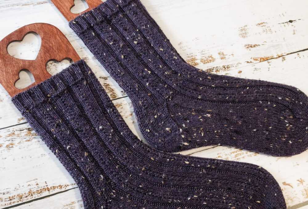 Simple Skyp Socks - Beginner Sock Knitting Patterns