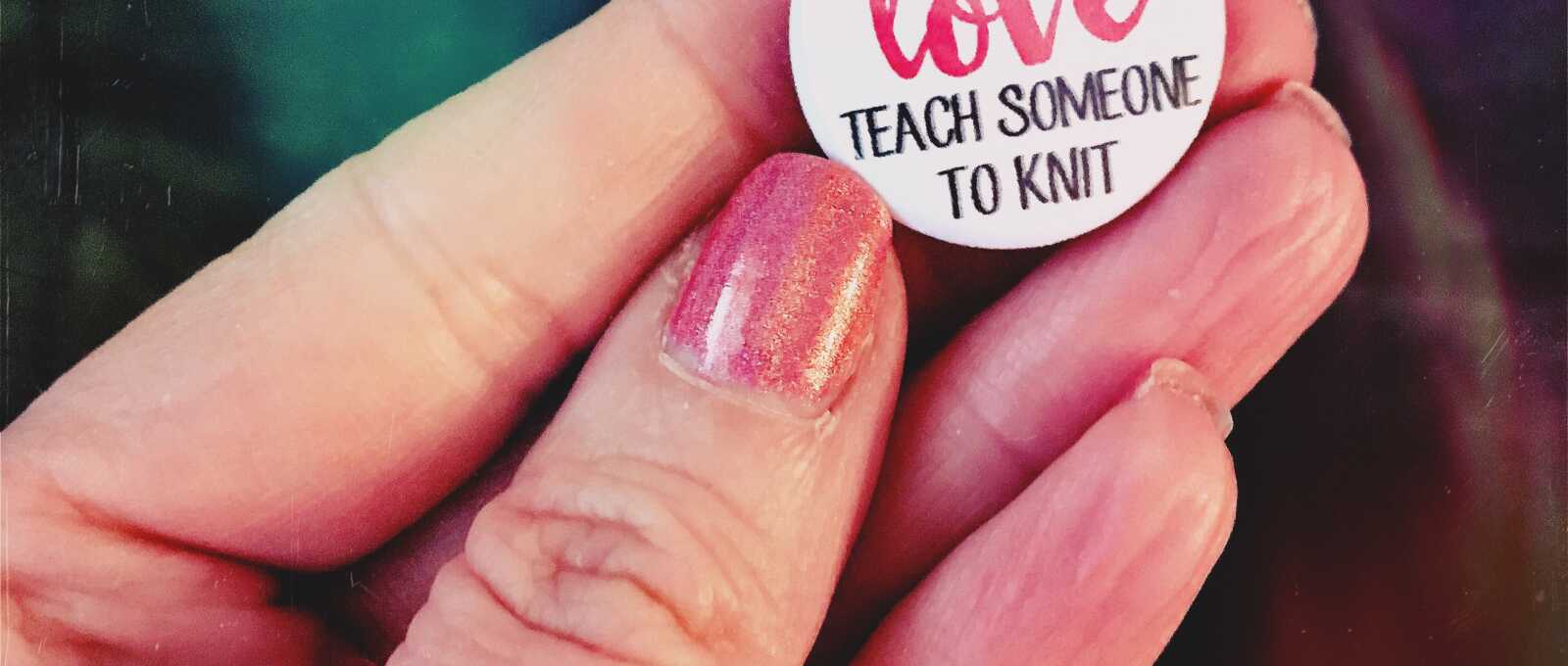 teach knitting button