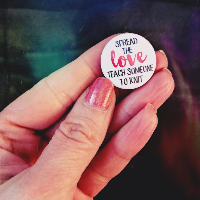 teach knitting button
