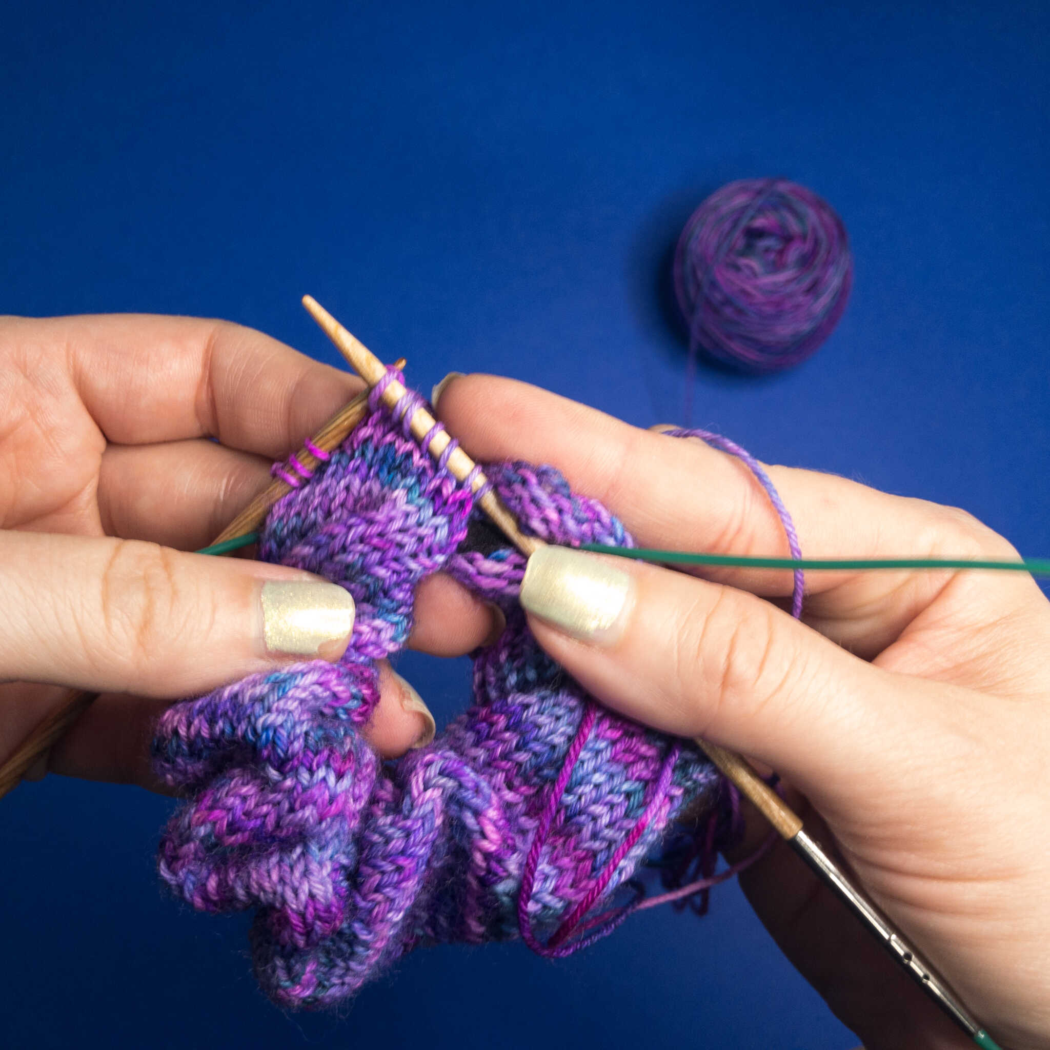 How to Knit a Scrunchie