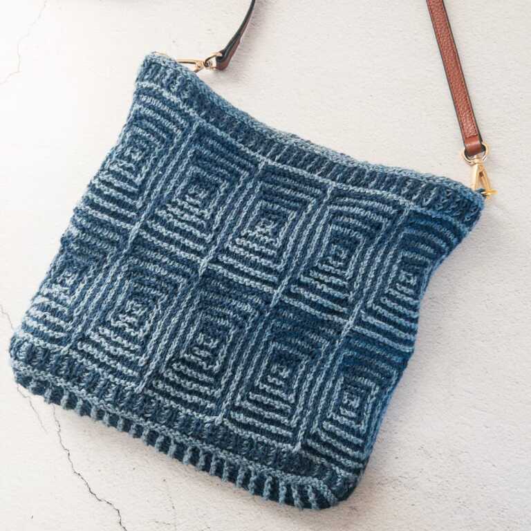 Knitted Purse