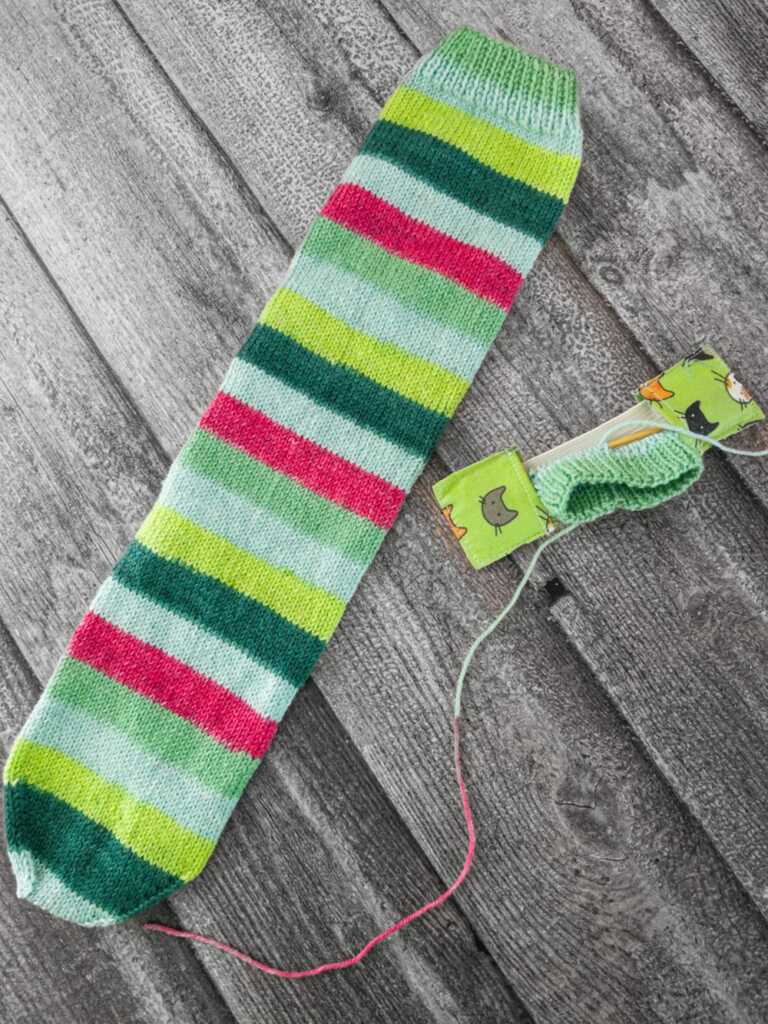 Striped knitted socks